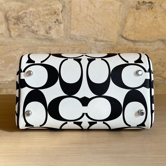Coach Rowan Graphic black white Bold CC signature handbag&wallet NWT Authentic - Picture 5 of 12